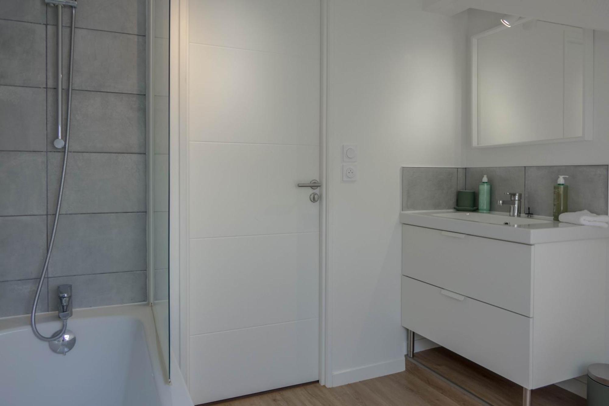 Orleans - Maison De Ville Haut De Gamme Au Calme - 4 Chambres Avec Garage - Proche De Toutes Les Commodites - La Maison D'A Cote Eksteriør bilde